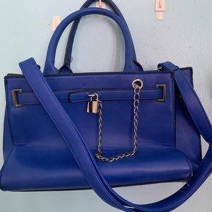 Blue Hand Bag.. great for spicing up any outfit